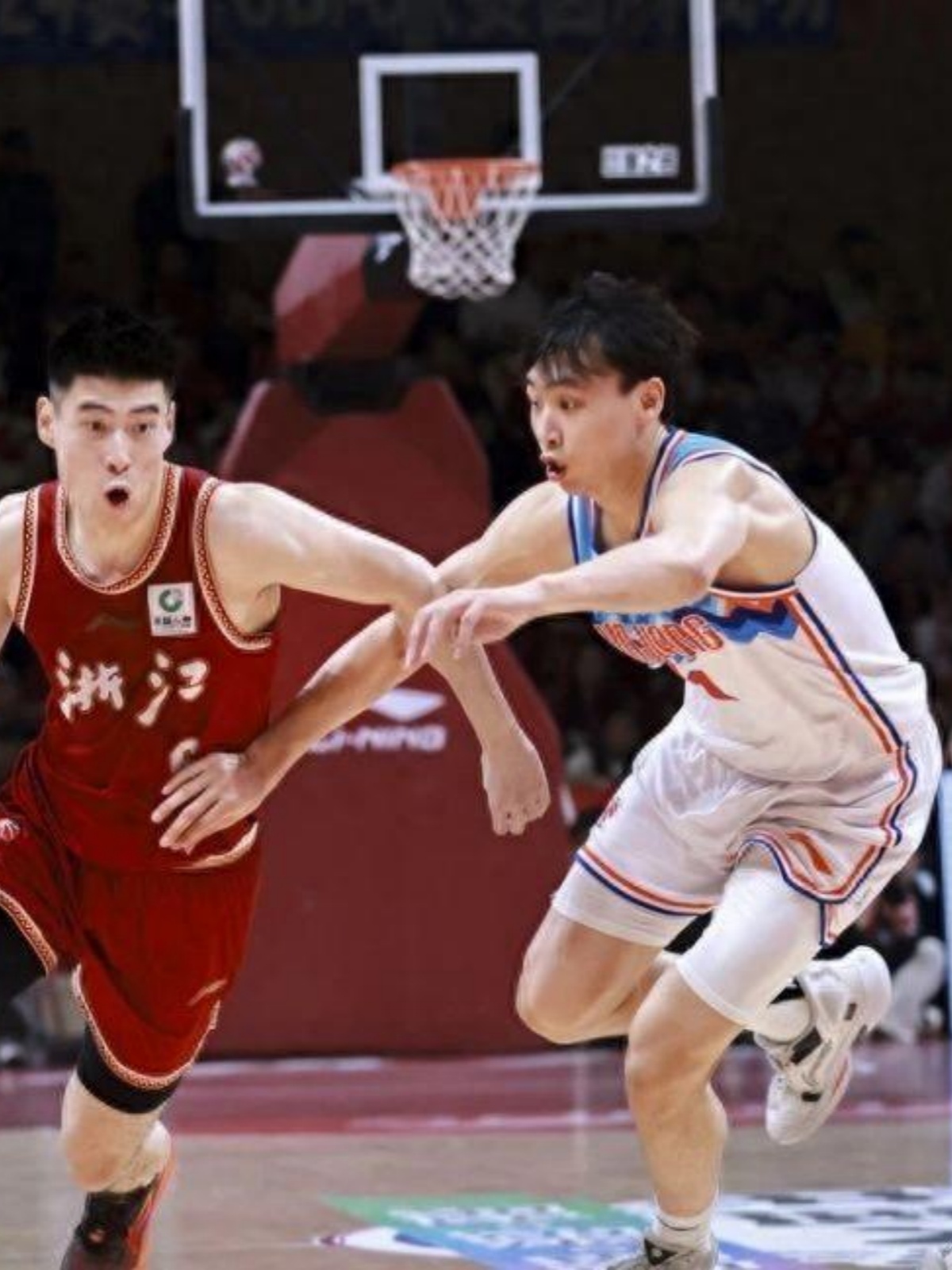 灰狼队发挥出色，力争晋级季后赛的简单介绍