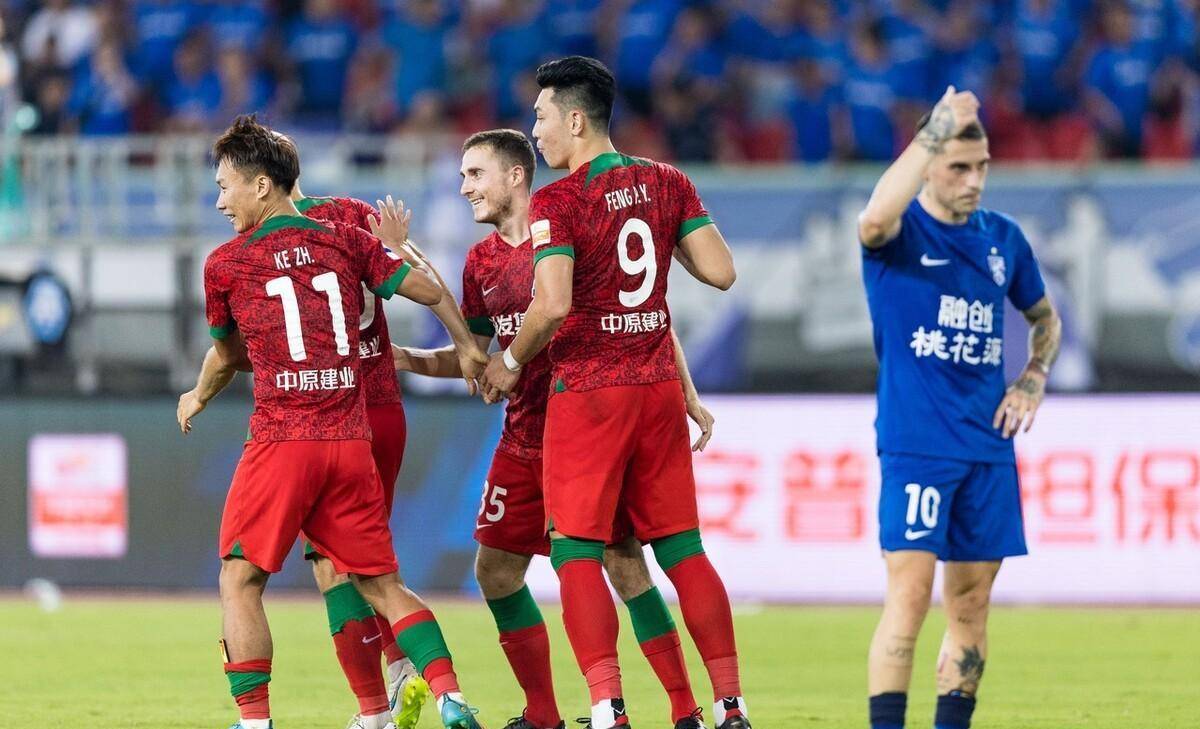 大连一方遭遇惨败，需重新调整