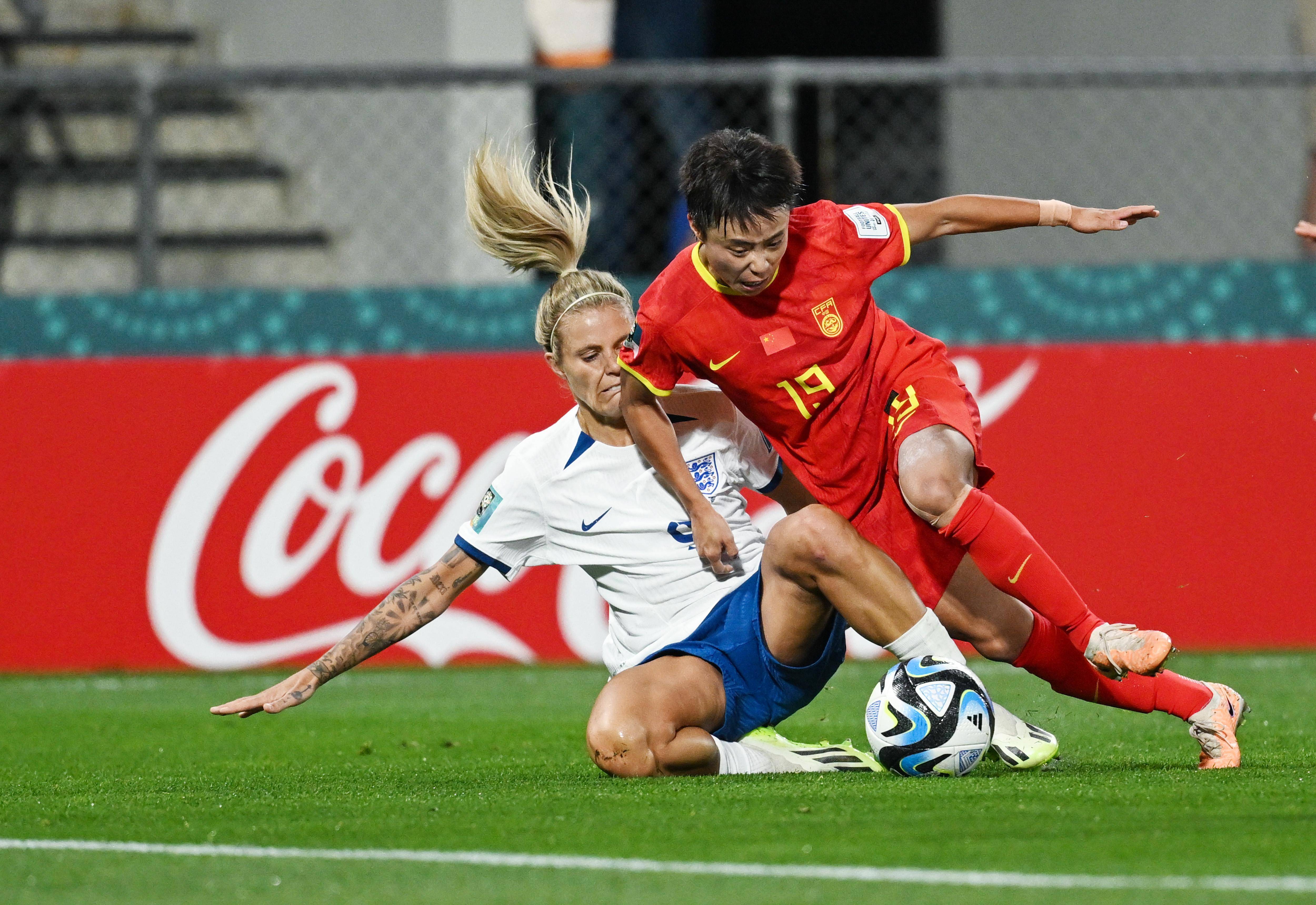 九游体育在线-女足比赛精彩纷呈，球迷热情支持的简单介绍