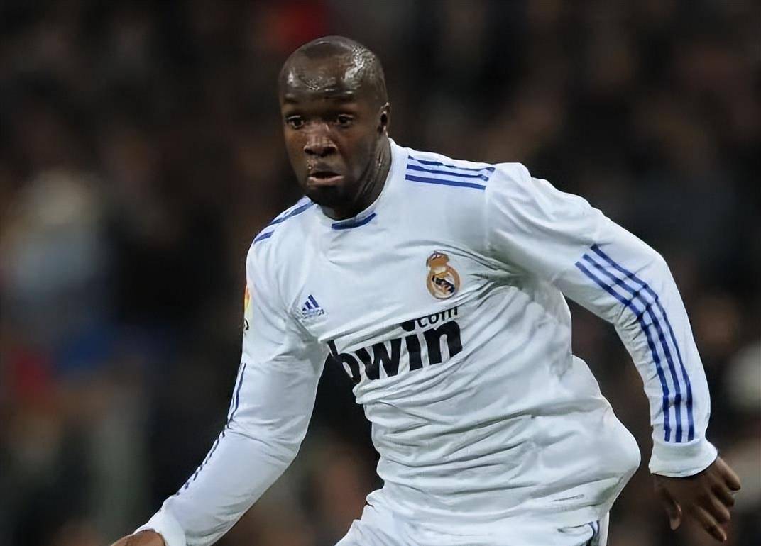 切尔西战舰扬帆起航，迎接豪门碰撞