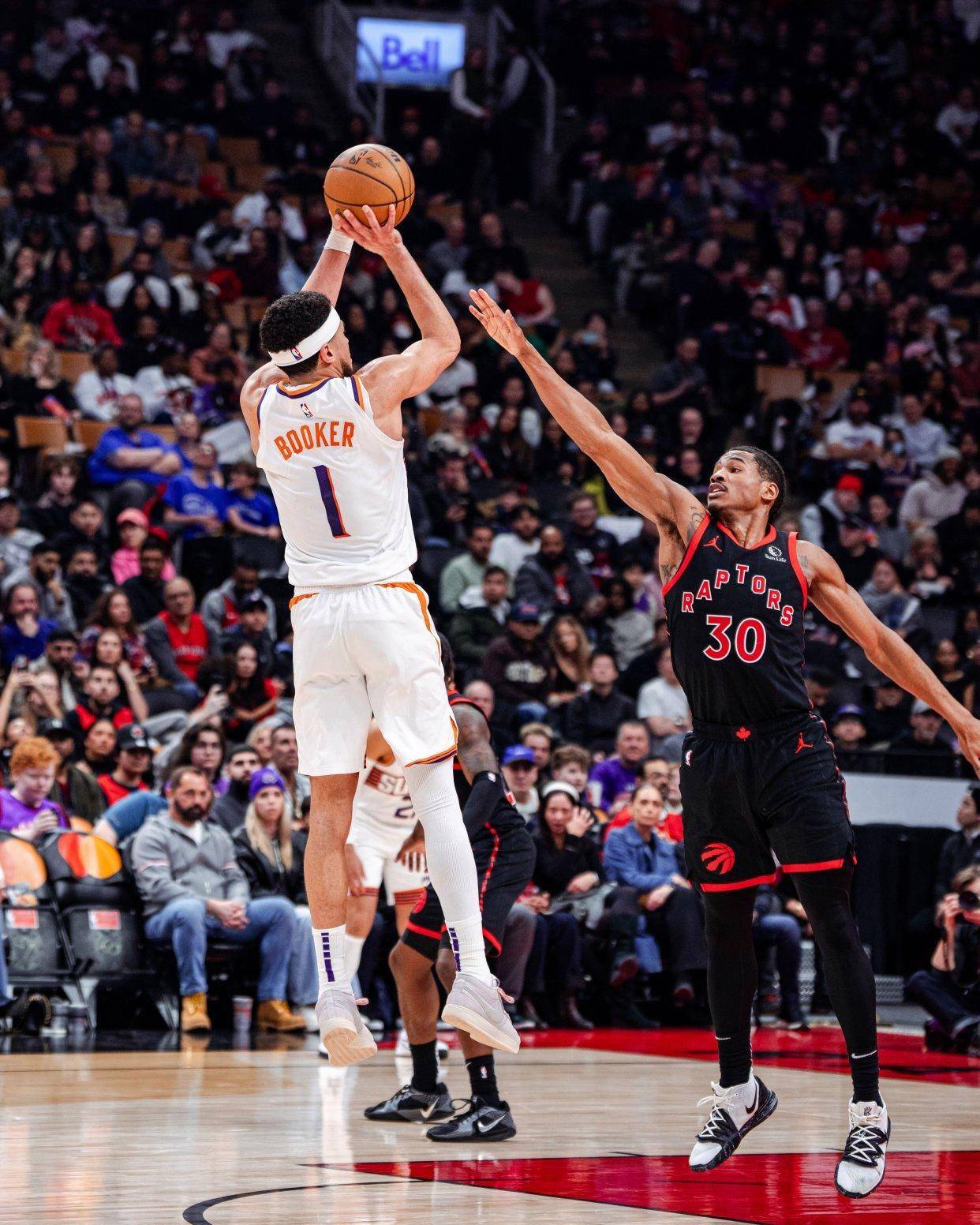 包含猛龙遭魔术逆袭，战绩陨落继续困惑的词条