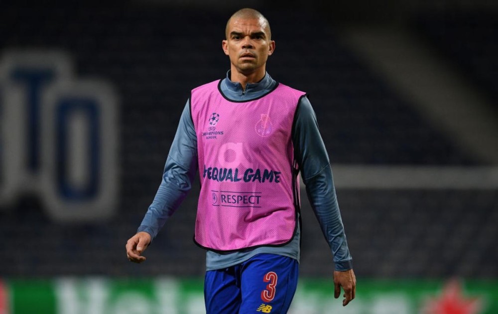 包含巴拿马队星光熠熠，引领世界杯狂潮的词条