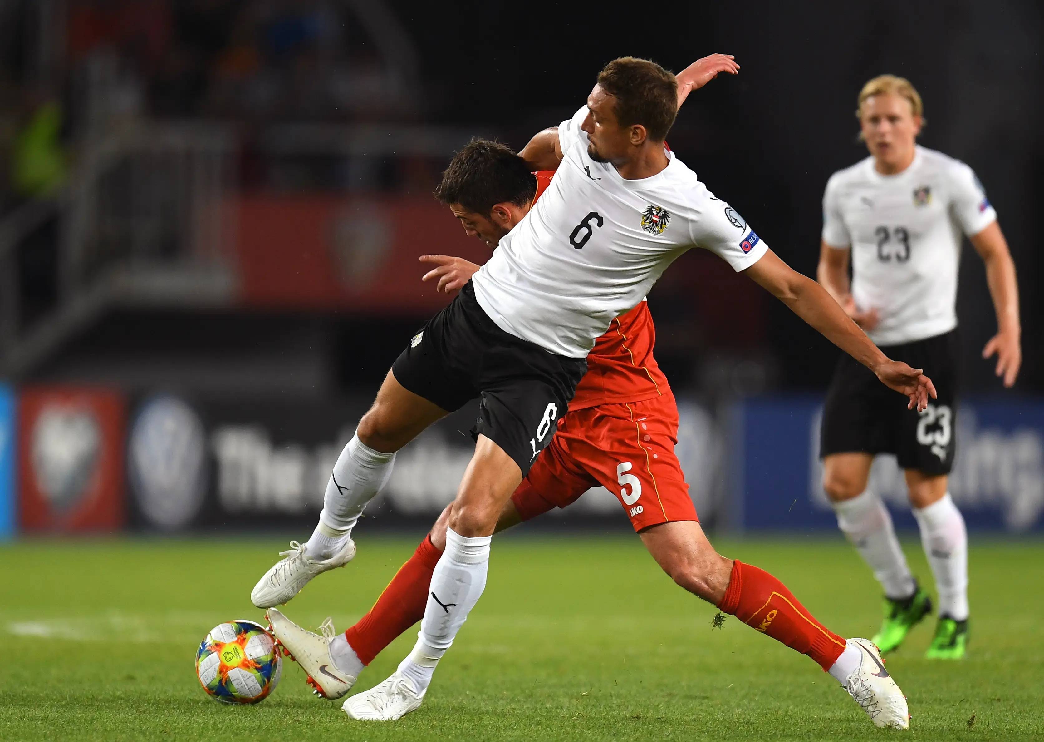 包含激烈角逐！欧洲国家足球赛事火热进行的词条