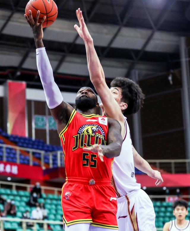 九游体育app下载-关于五连胜后失利，球队雪藏底牌奋起的信息