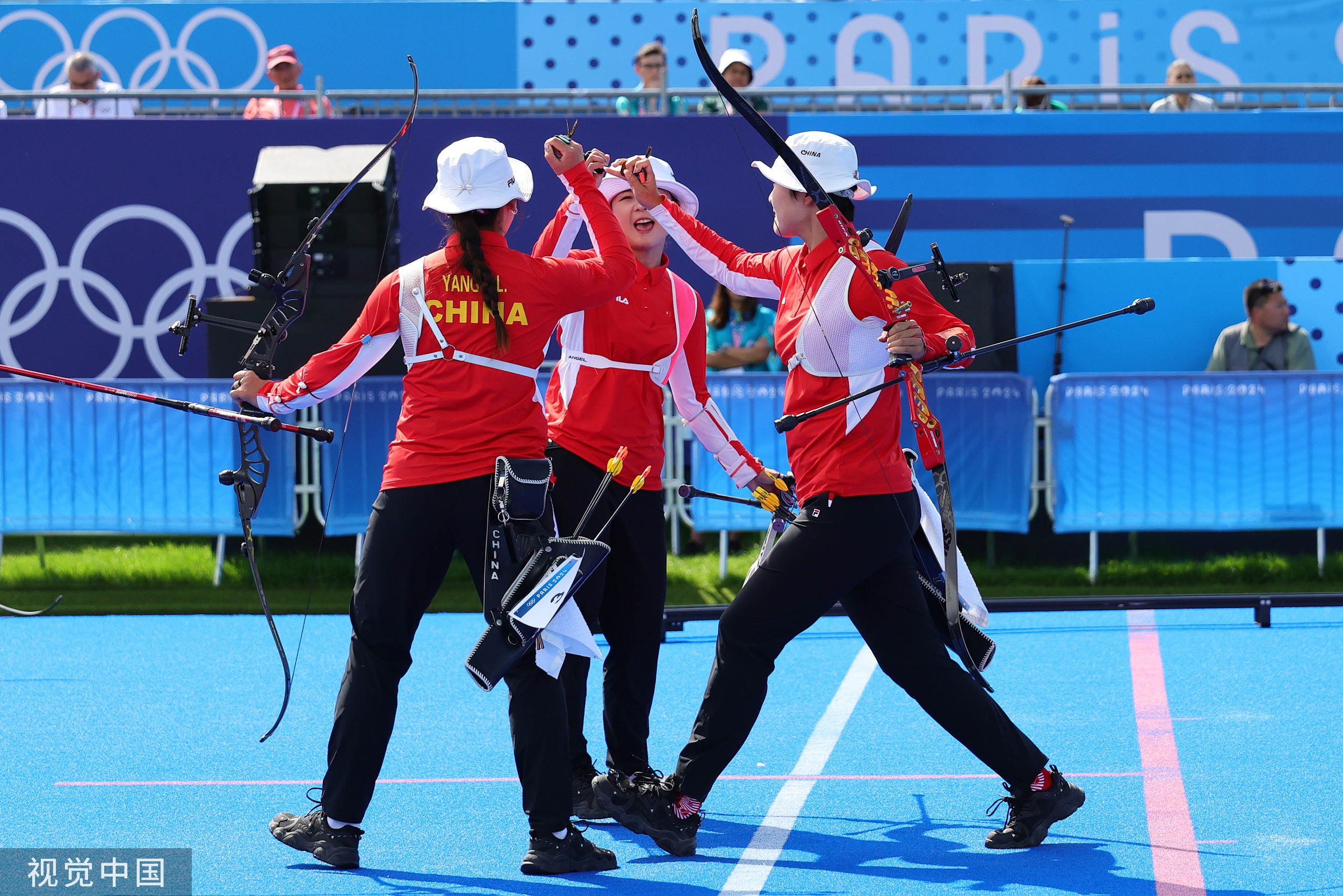 九游体育网页版登录入口-射箭项目中惊险一幕，选手勇敢斗争的简单介绍