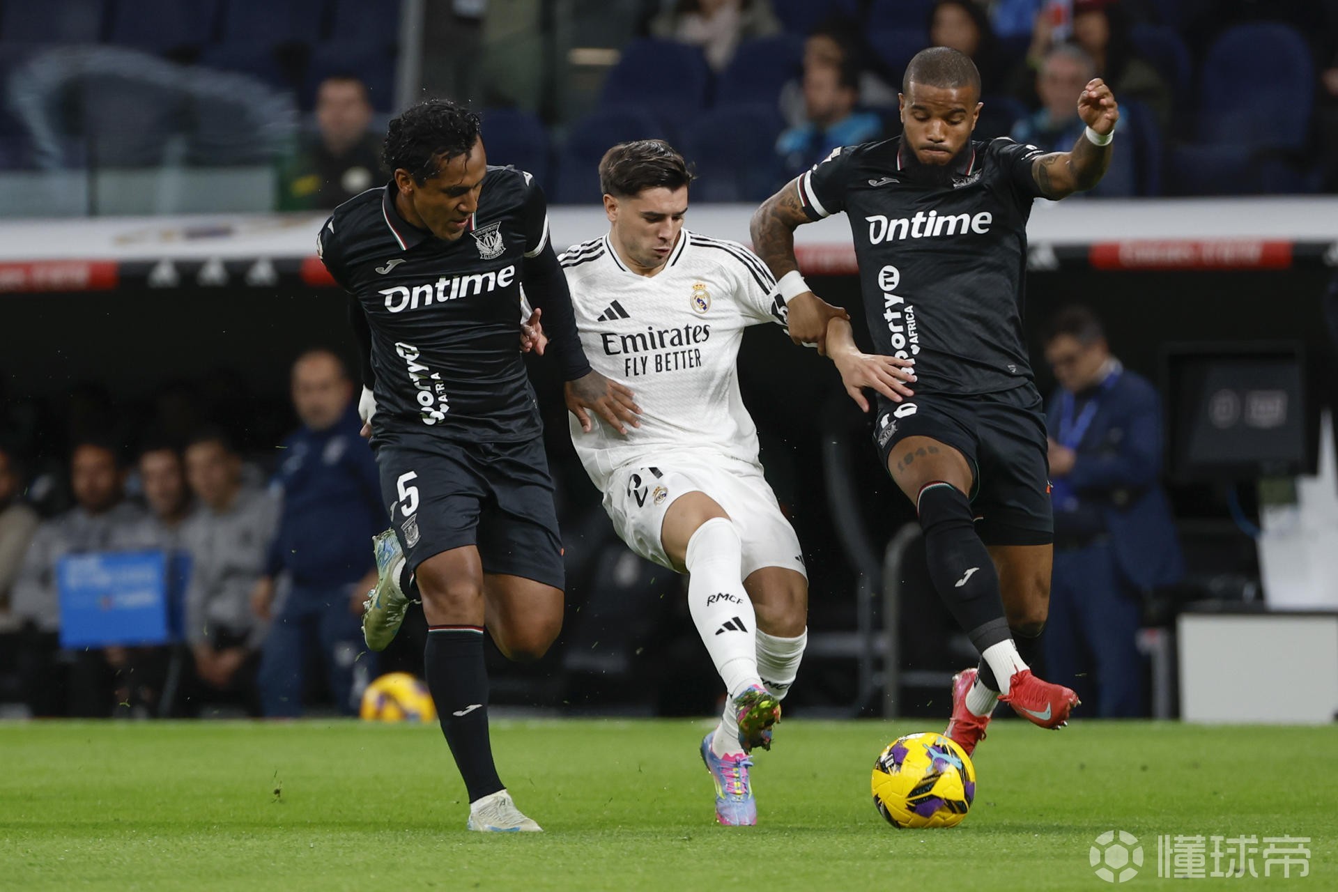 关于皇马逼平莱加内斯，保持不败的信息