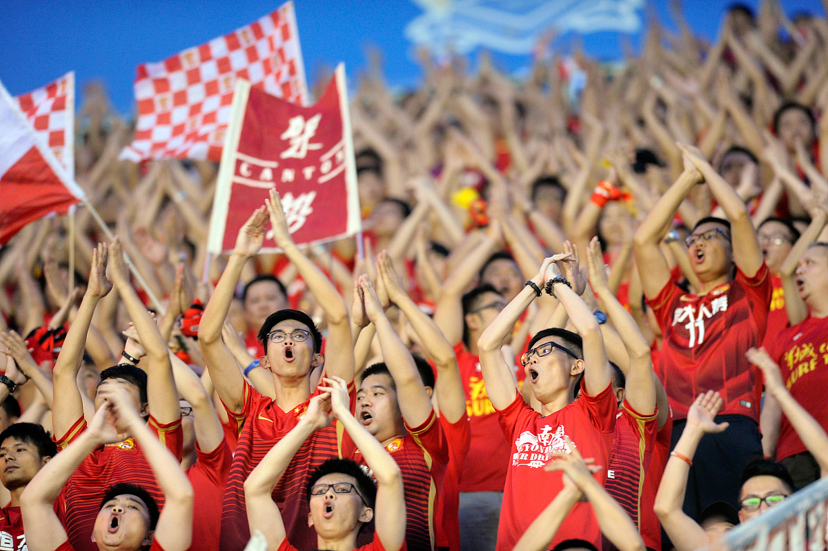 亚洲足球盛宴中，团队配合瞬间绽放