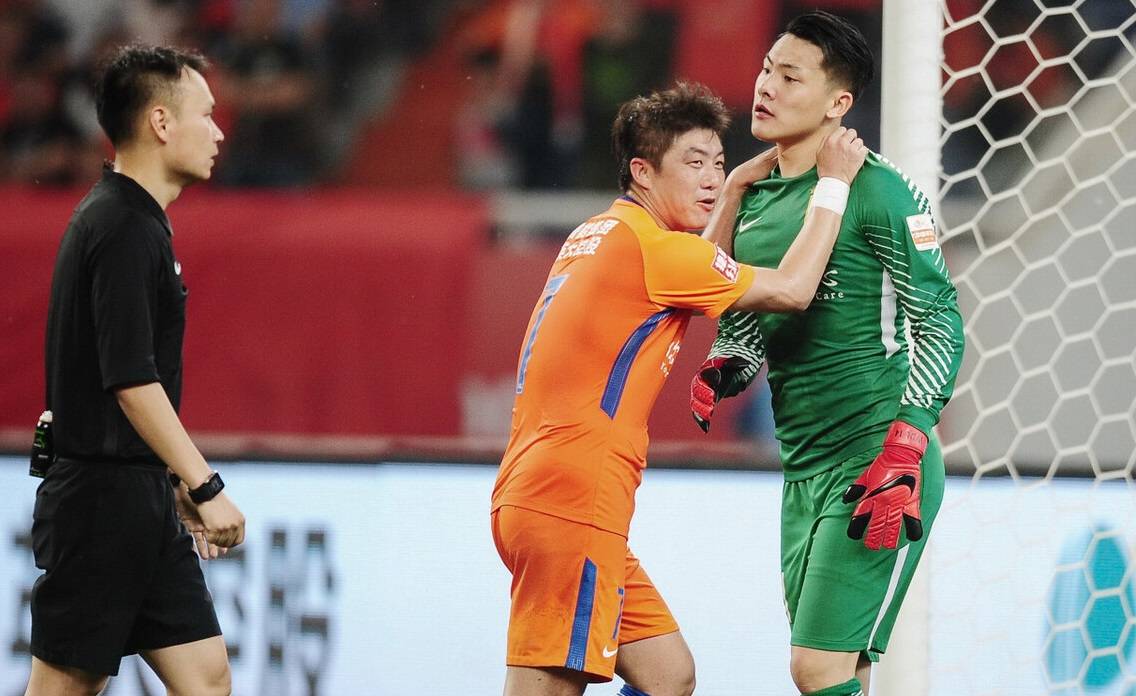 包含活塞队老将游刃有余，为球队立下汗马功劳的词条