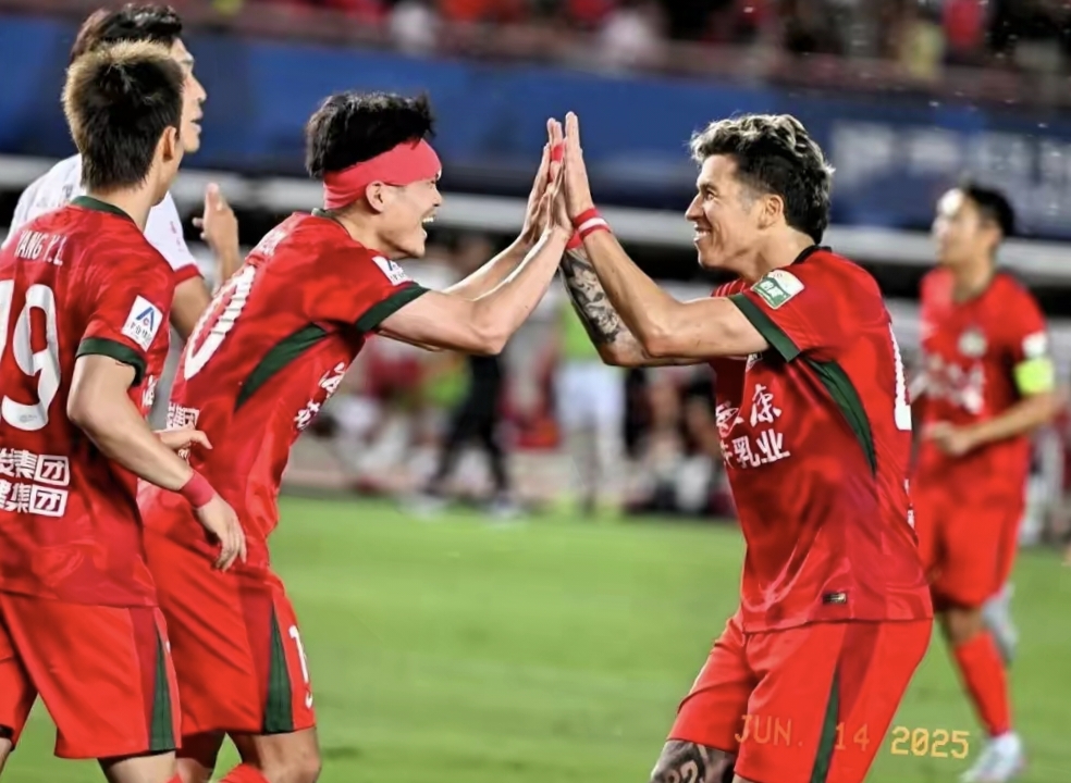 九游体育入口-强队对决，球场之上精彩对抗令人热血沸腾的简单介绍